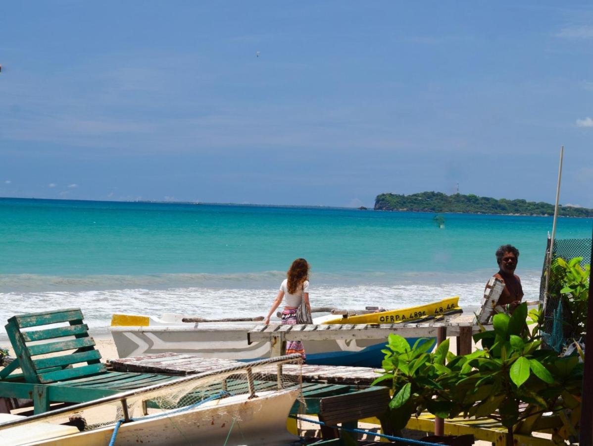 Golden Beach Cottages Trincomalee Exterior foto